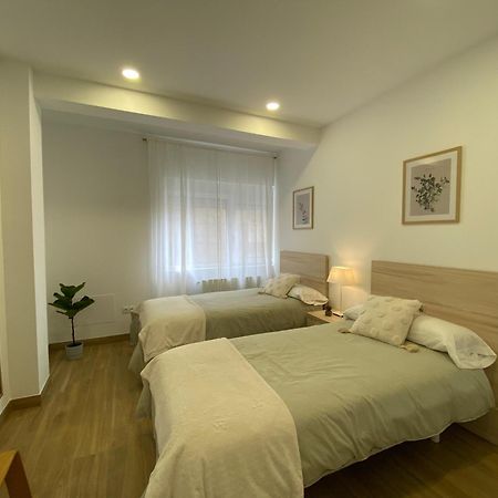 Apartamento Recien Reformado Zona Estaciones Apartment Santander Ngoại thất bức ảnh