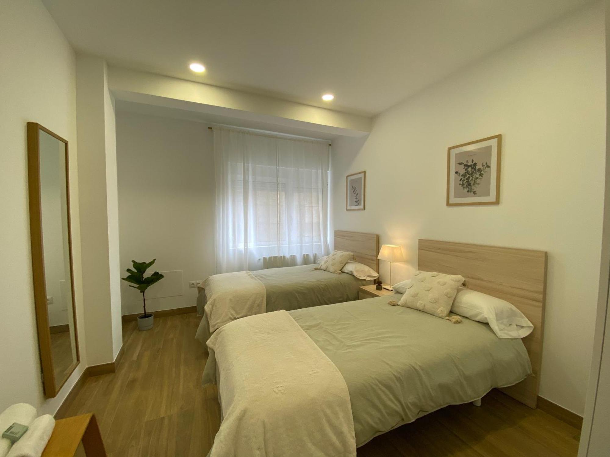 Apartamento Recien Reformado Zona Estaciones Apartment Santander Ngoại thất bức ảnh