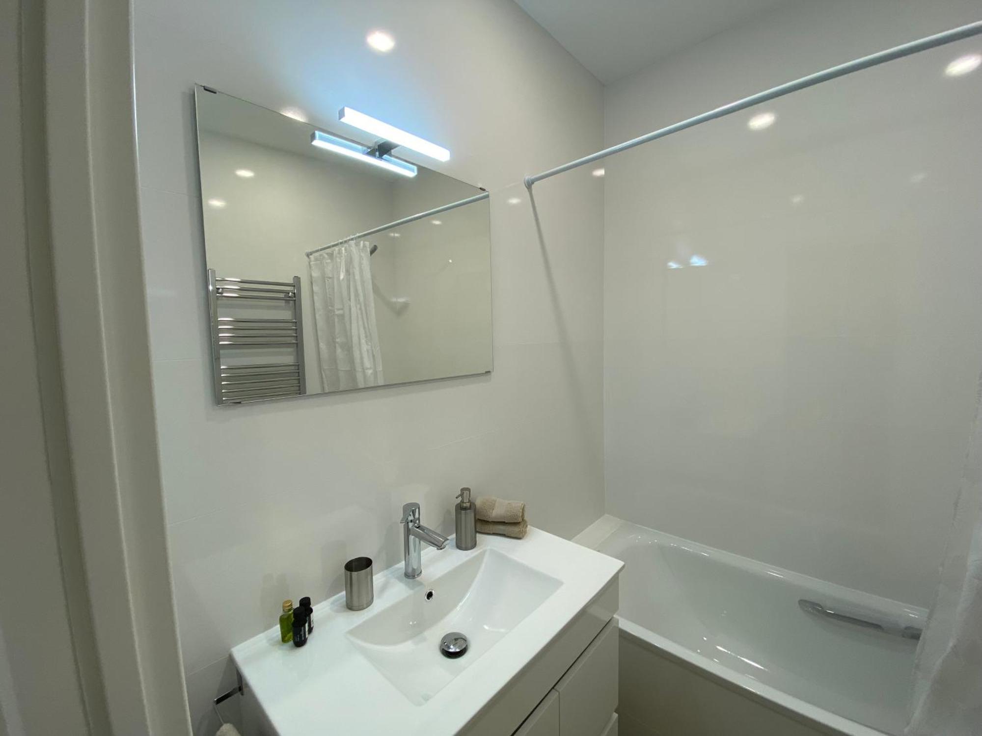 Apartamento Recien Reformado Zona Estaciones Apartment Santander Ngoại thất bức ảnh